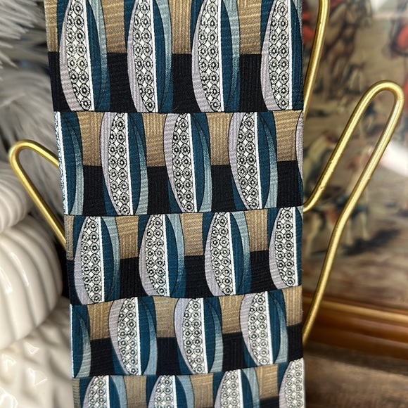 Vintage Handmade John Clarendon 100% Italian Silk tie Turquoise Blk Silver Tan - Picture 3 of 5